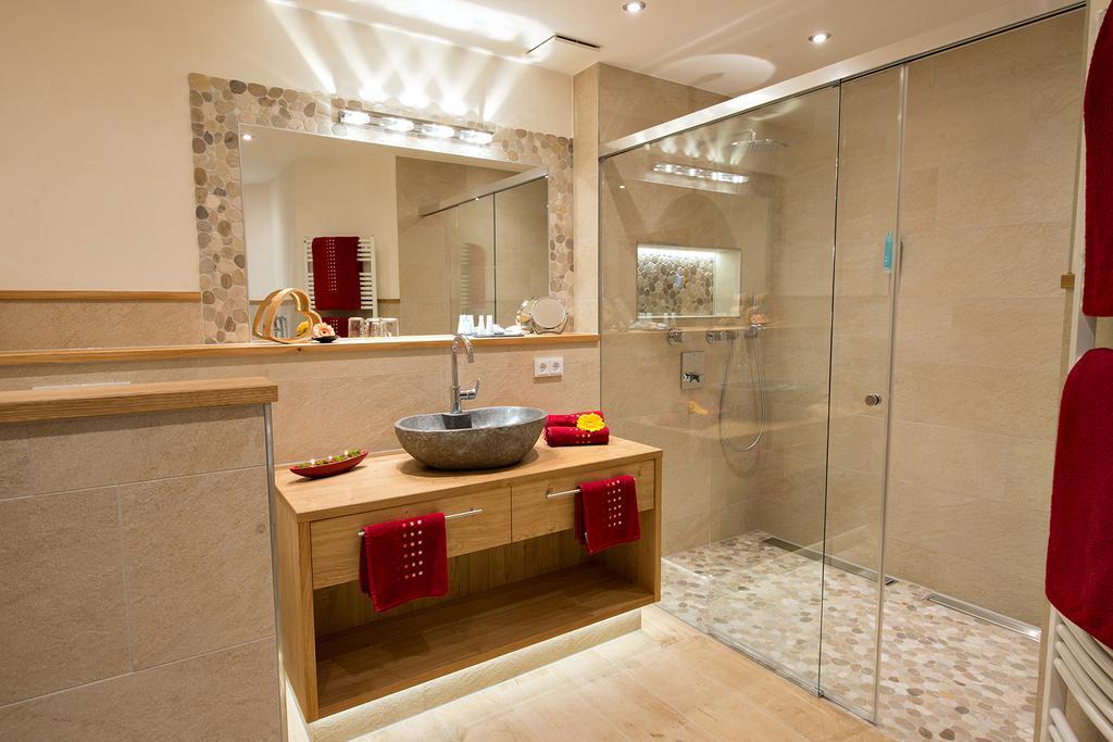 באד וויריסהופן Wellness-Hotel Adler מראה חיצוני תמונה